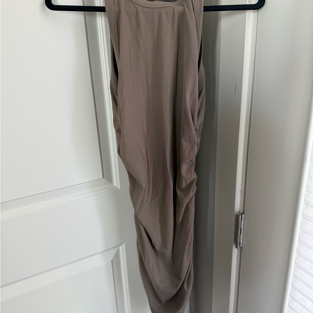 Elegant Sleeveless Taupe Dress